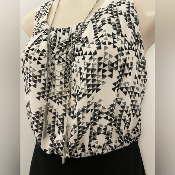 Silk printed top, asymmetric skirt dress - Picture 3 of 5